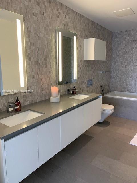 Photo - 68 SE 6th St