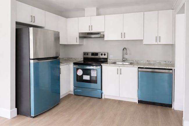 Building Photo - 428 Thorold Rd Unit 1