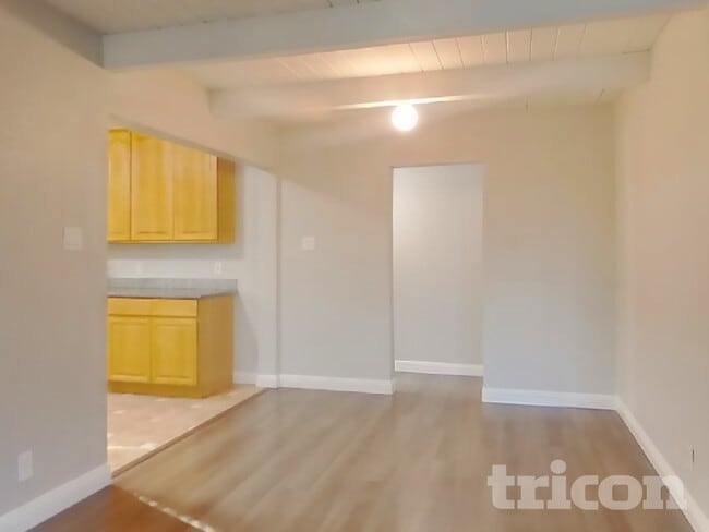 Photo - 500 Shaddick Dr