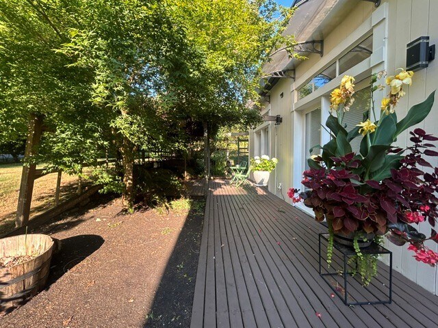 Photo - 17815 NE 125th St Unit B
