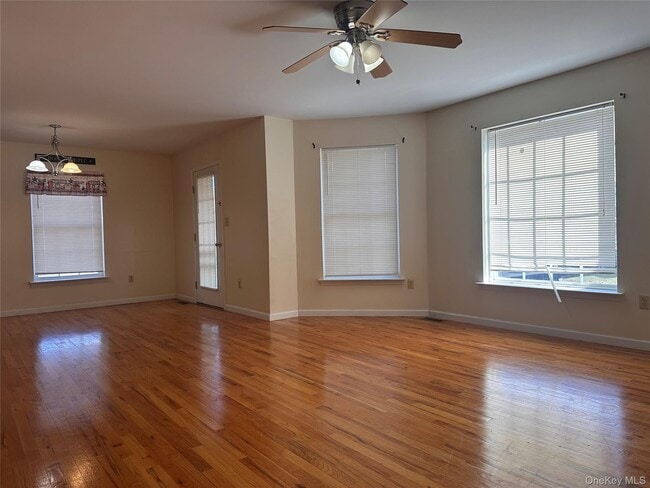 Photo - 105 N Montgomery St Unidad B1  3