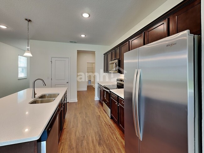Photo - 33 Elcano Ln
