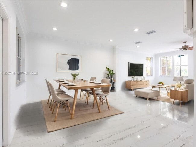 Photo - 801 Tanglewood Cir