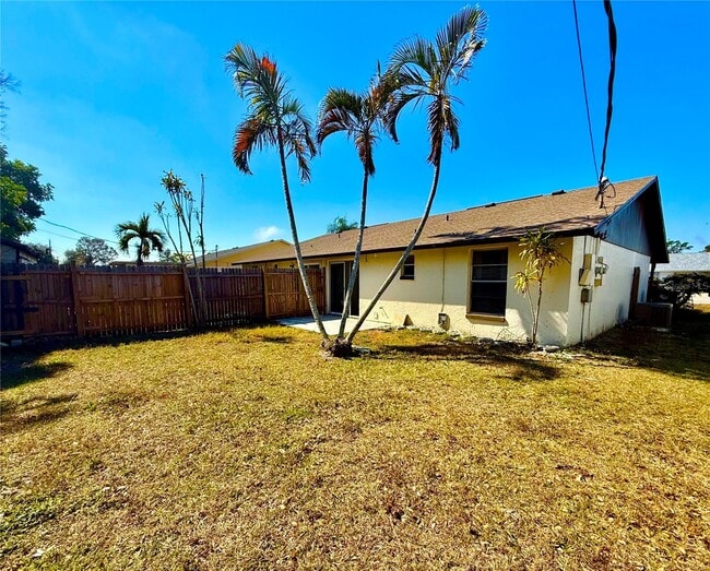 Photo - 4107 78th St W