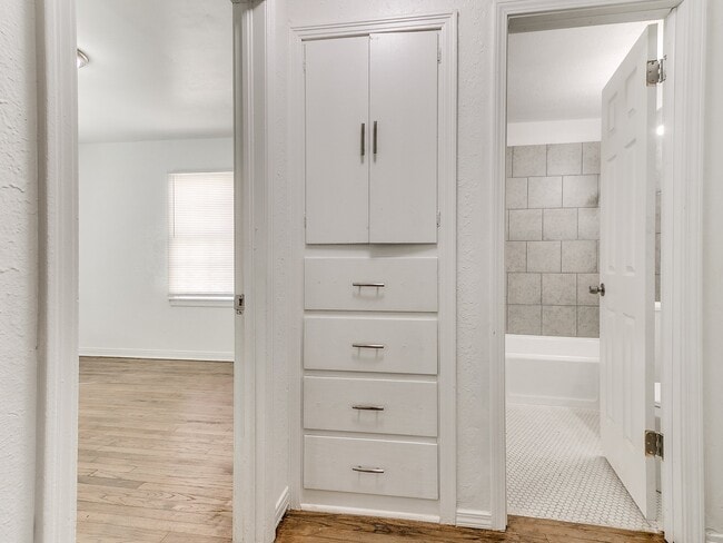 Photo - 1321 Bellevidere Dr