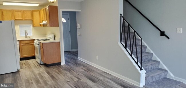 Photo - 3004 St Clair Dr