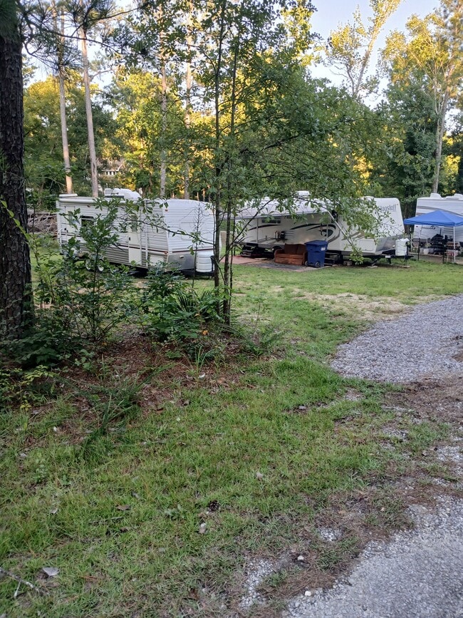 161 Carpenters Ln