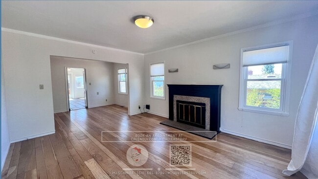 Photo - Spacious 2 bedroom Home w/ Backyard, Garag...