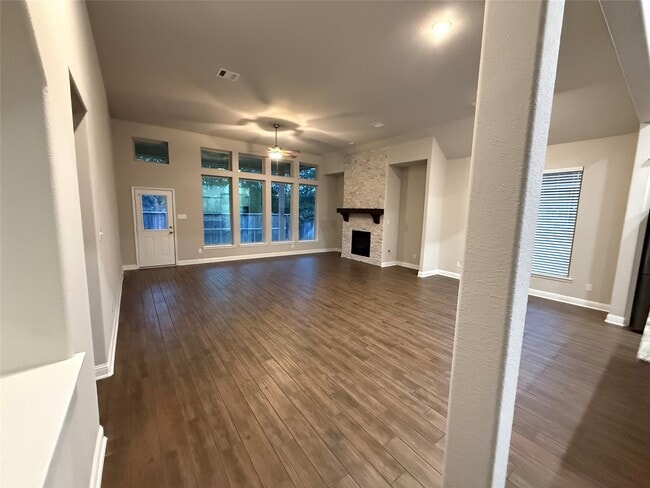 Photo - 135 Bloomhill Pl