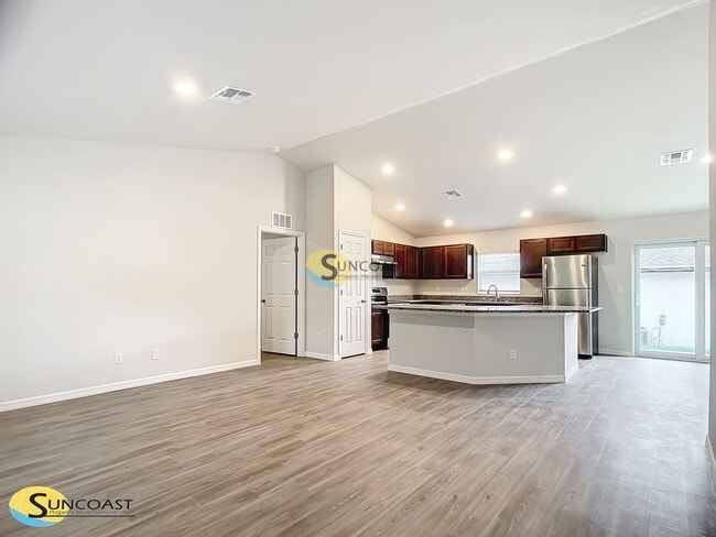 Photo - 405 Marion Oaks Golf Rd