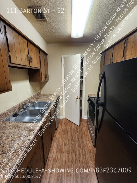 Photo - 111 Barton St Unit 52