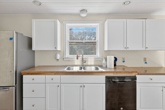 Photo - 132 Furnace Ave