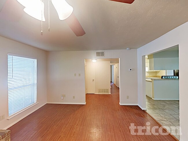 Photo - 1226 Meadow Creek Dr