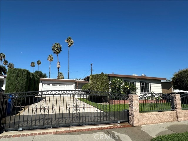 Photo - 339 N Siesta Ave