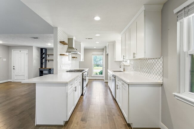 Photo - 2515 Blue Willow Dr