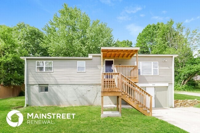 Building Photo - 300 E 164th Terrace Rental