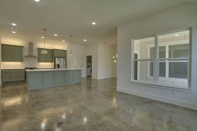 Photo - 106 Cardinal Wds