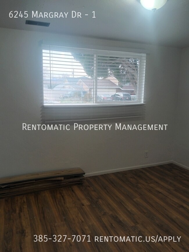 Photo - 6245 Margray Dr