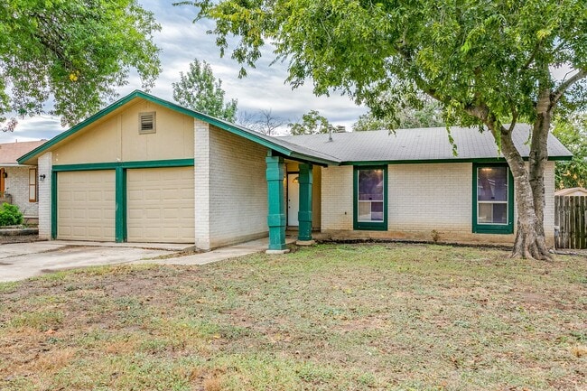 Photo - 3-BEDROOM HOME IN NACOGDOCHES NORTH