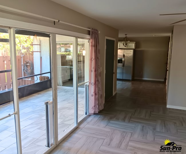 Photo - 139 Moonstone Ct