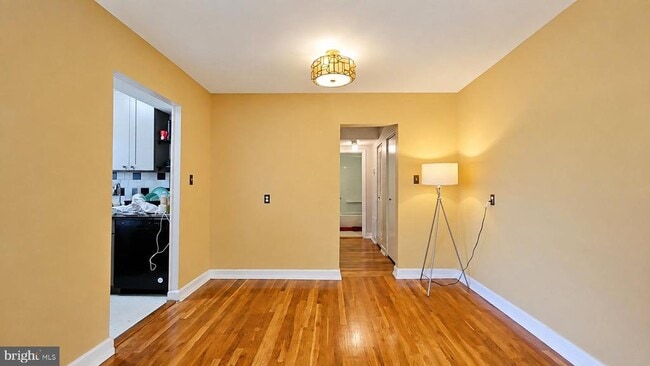 Photo - 3839 Hamilton St Unidad K-301