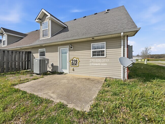 Photo - 140 Twin Lakes Dr