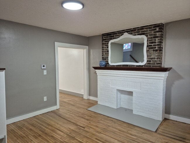 Photo - 723 Hanford St