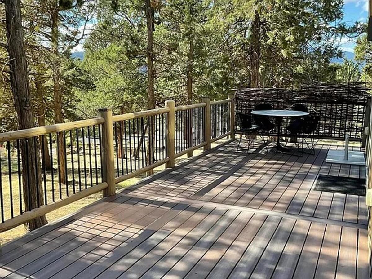 Photo - Running Y Chalet