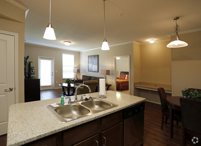 Photo - Harbor Island Apartments