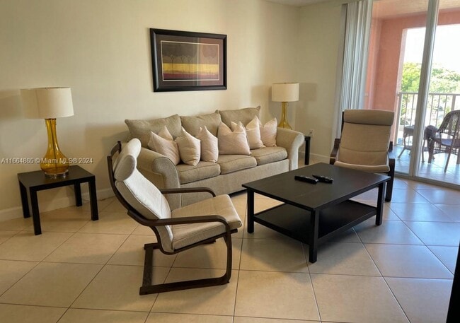Photo - 19601 E Country Club Dr Unit 7501