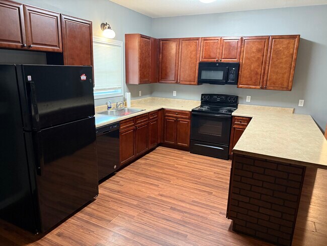 Photo - 749 Old Toomsboro Rd