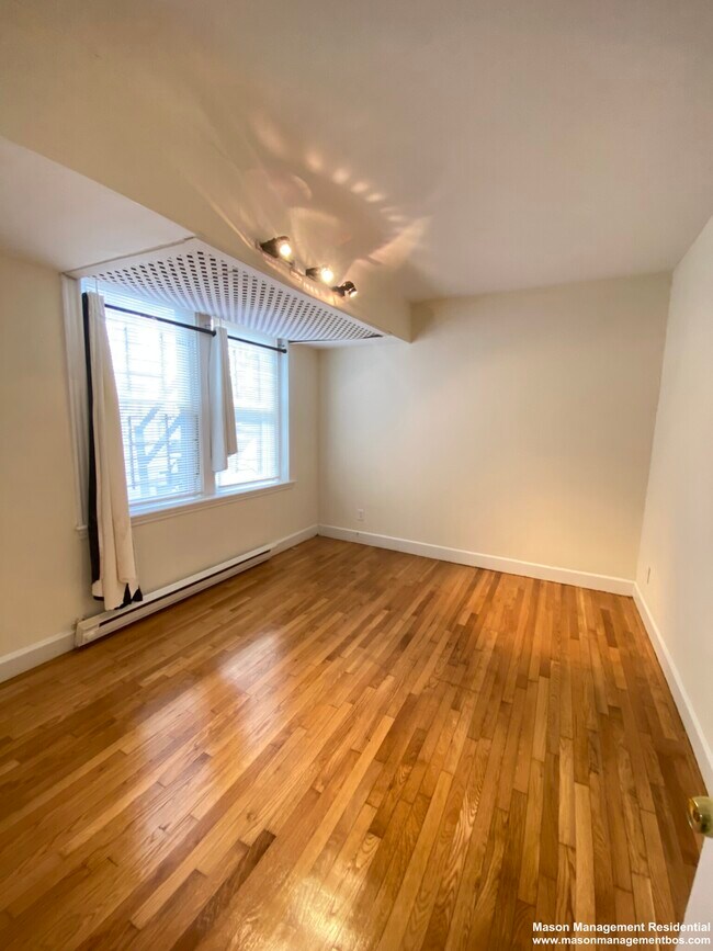 Photo - 45 Ashford St