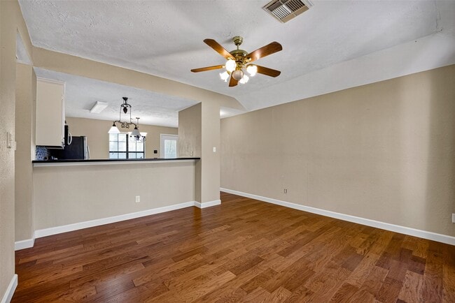 Photo - 2914 County Rd 855B