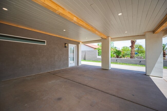 Photo - European-inspired Mid-Century Henderson Home!
