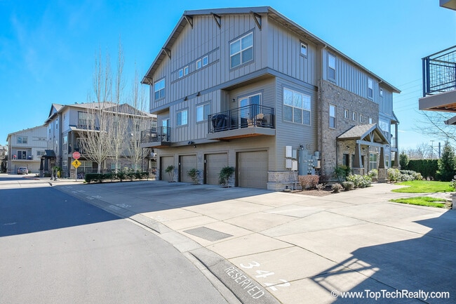 Photo - Perfect 3br Condo in Arbor Crossing*by Intel*Walk to Max*Free WiFi highspeed Internet* W/S/G Incl...