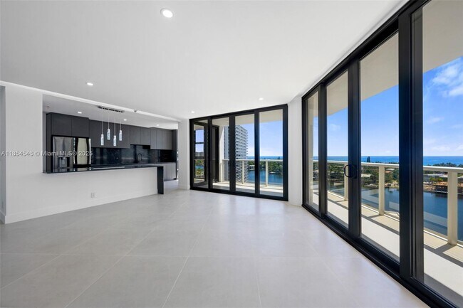 Photo - 20281 E Country Club Dr Unit 1008