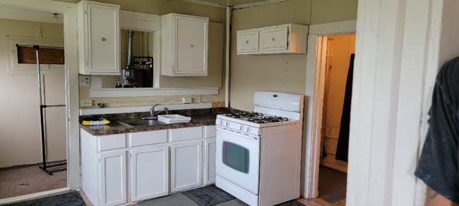 Photo - 2023 Robinwood Ave