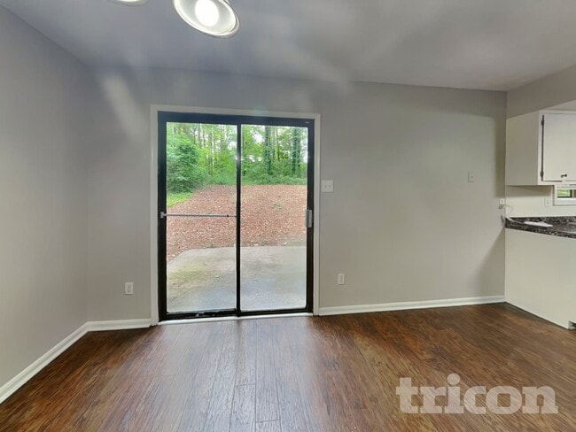 Photo - 209 Park Pl Dr