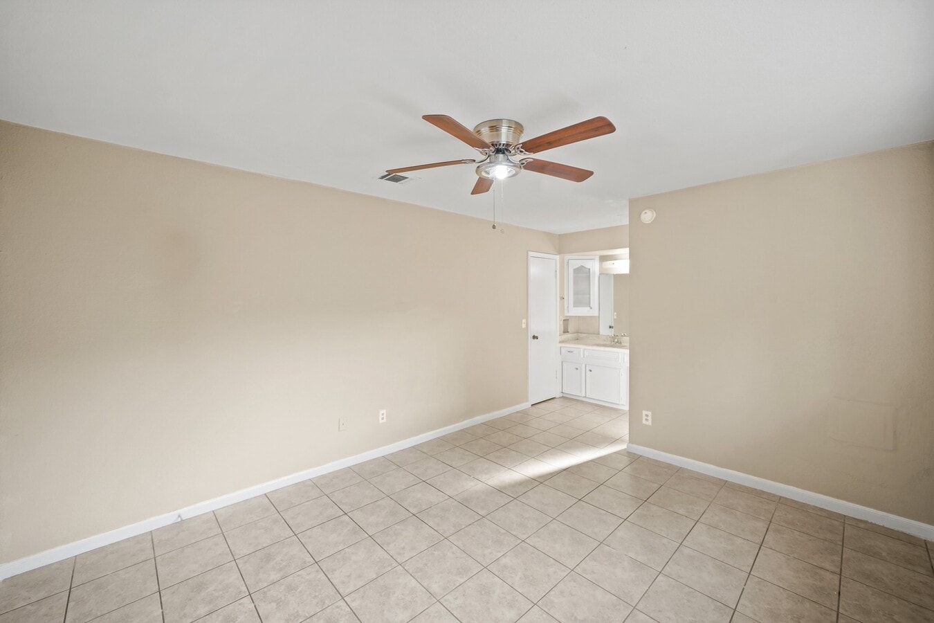 Photo - 9234 Long Barrel Ln