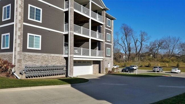 Building Photo - $1,775 | 2 Bedroom, 2 Bathroom Condo | Pets Allowed | Sublease* | Available for August 1st, 2026 ...
