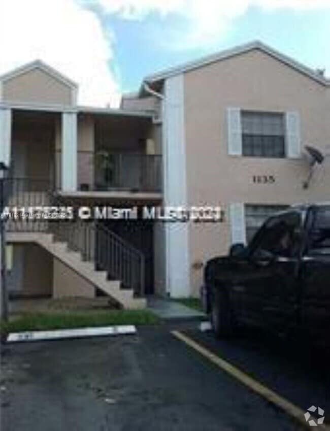 Building Photo - 1135 N Franklin Ave Unit 1135B Rental