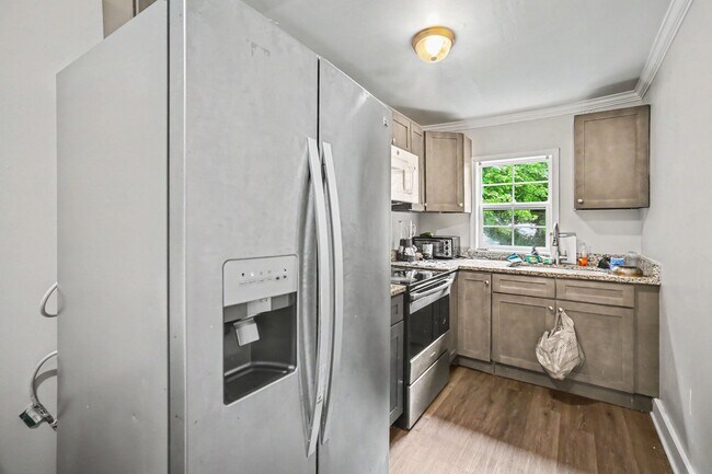Photo - 57 Corban Ave SW Unidad C