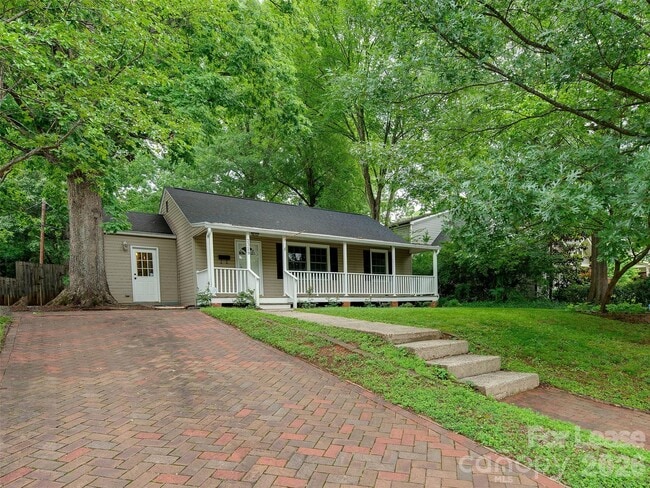 Building Photo - 2329 Kingsbury Dr