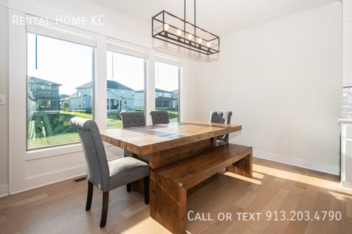 Photo - 17648 Crystal St