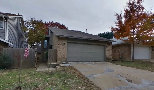 Building Photo - An Inviting 3-Bedroom Home Made for Memories