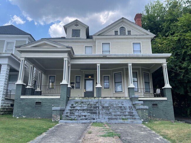 Photo - 946 Magnolia St Unit 6