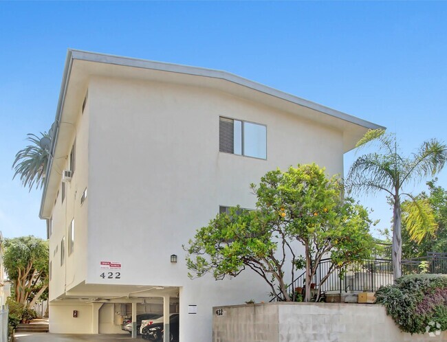 Building Photo - 422 Hill St in Santa  Monica - 4 blocks to... Rental