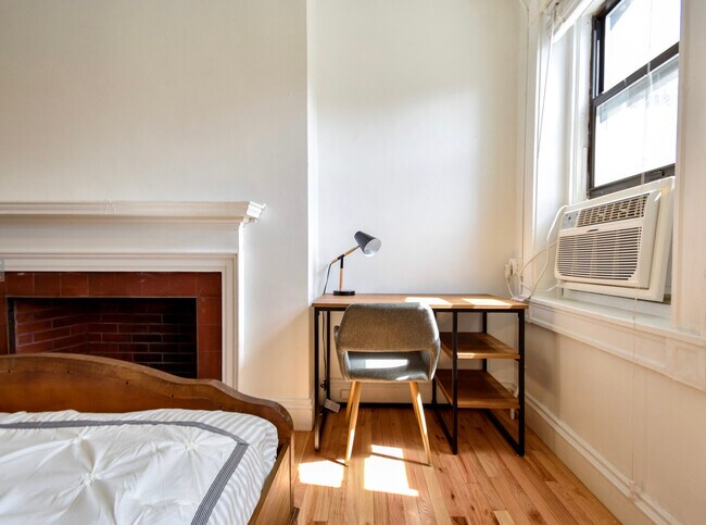 Westland & Hemenway Apartments
