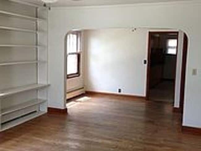 Photo - Cute house for Rent