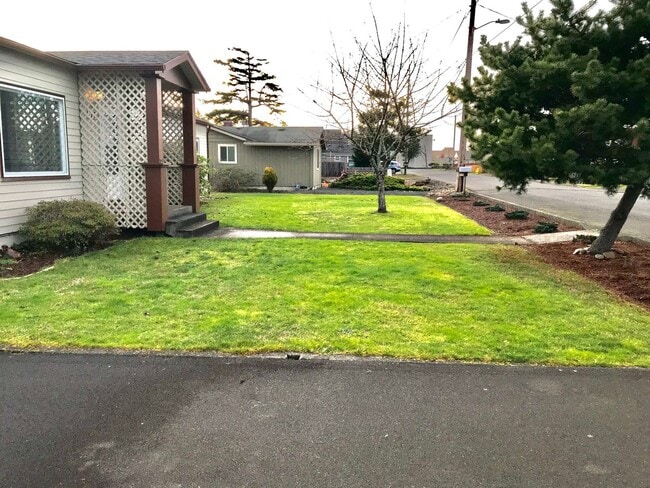 Photo - 1175 Avenue B